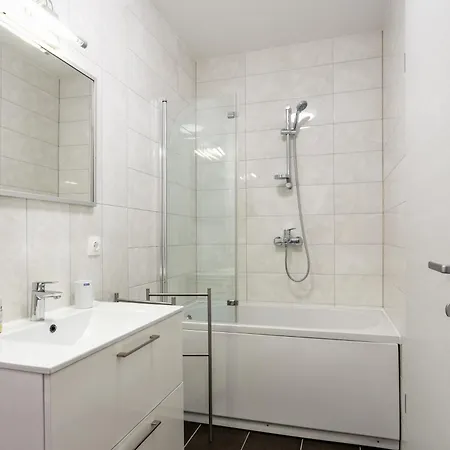Apartmán With A Swimming Pool Podstrana, Split - 22897 Podstrana