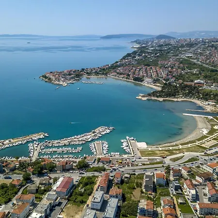 Apartmán With A Swimming Pool Podstrana, Split - 22897